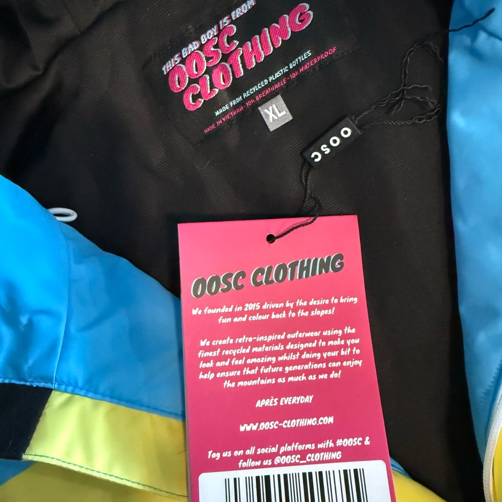 Unisex snowsuits - blue Hammer time is size XL and multi-coloured Fresh Prince L